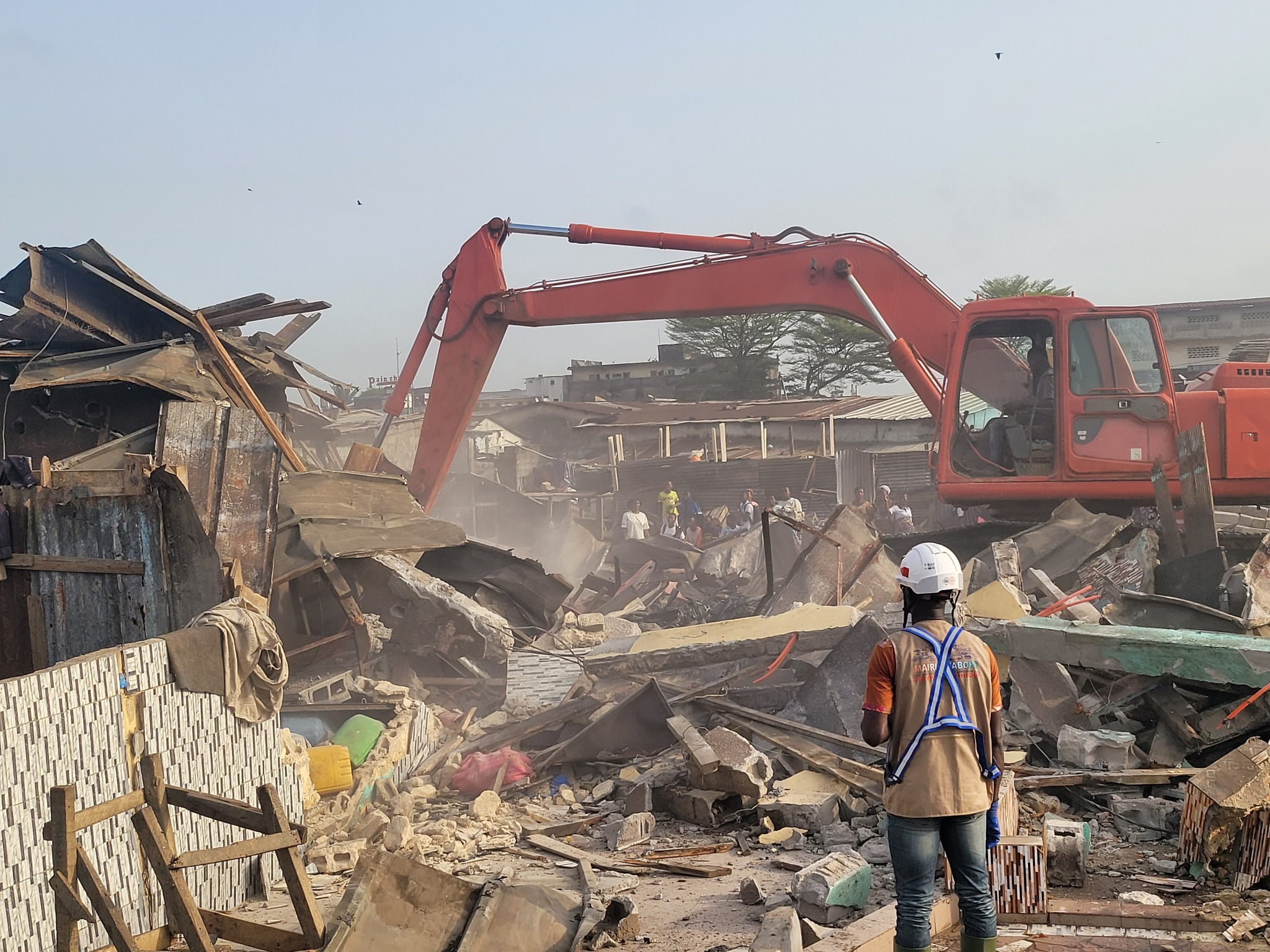 Abobo : la mairie lance une opération de déguerpissement au marché Botou
